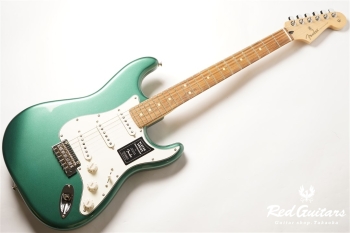  LIMITED EDITION PLAYER STRATOCASTER - Sherwood Green